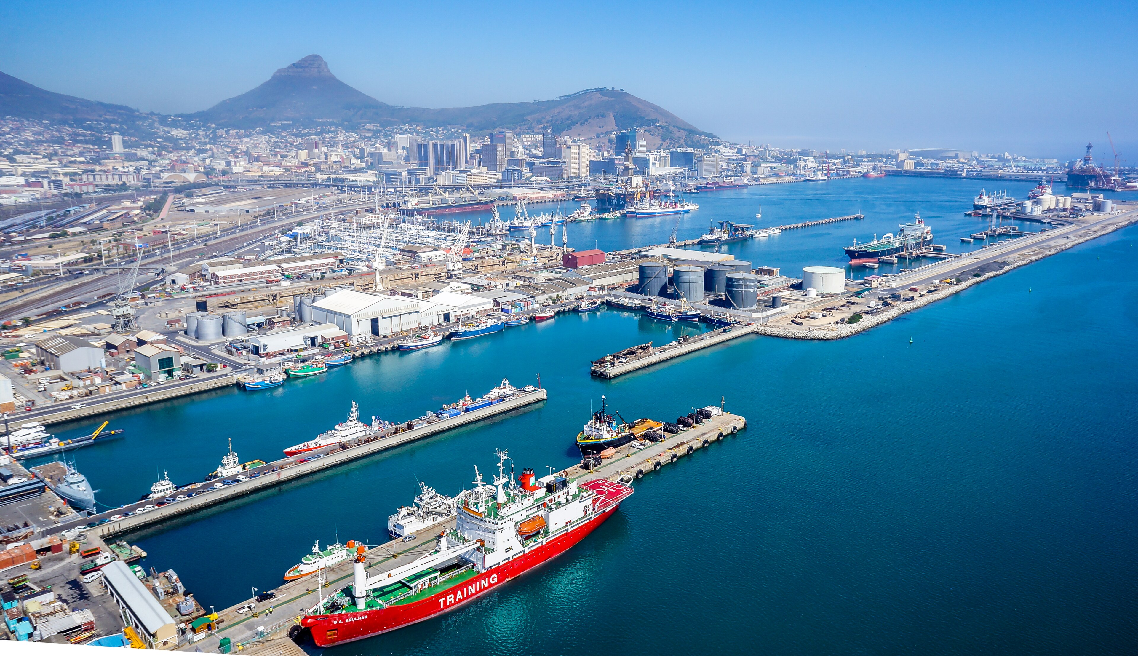 pelabuhan-cape-town.jpg