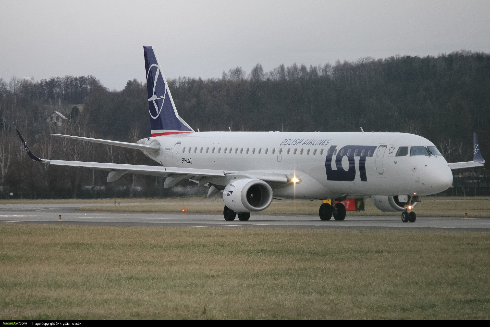 Photo Gallery - Aircraft SP-LNQ Photo - AirNav Radar - Global Flight ...