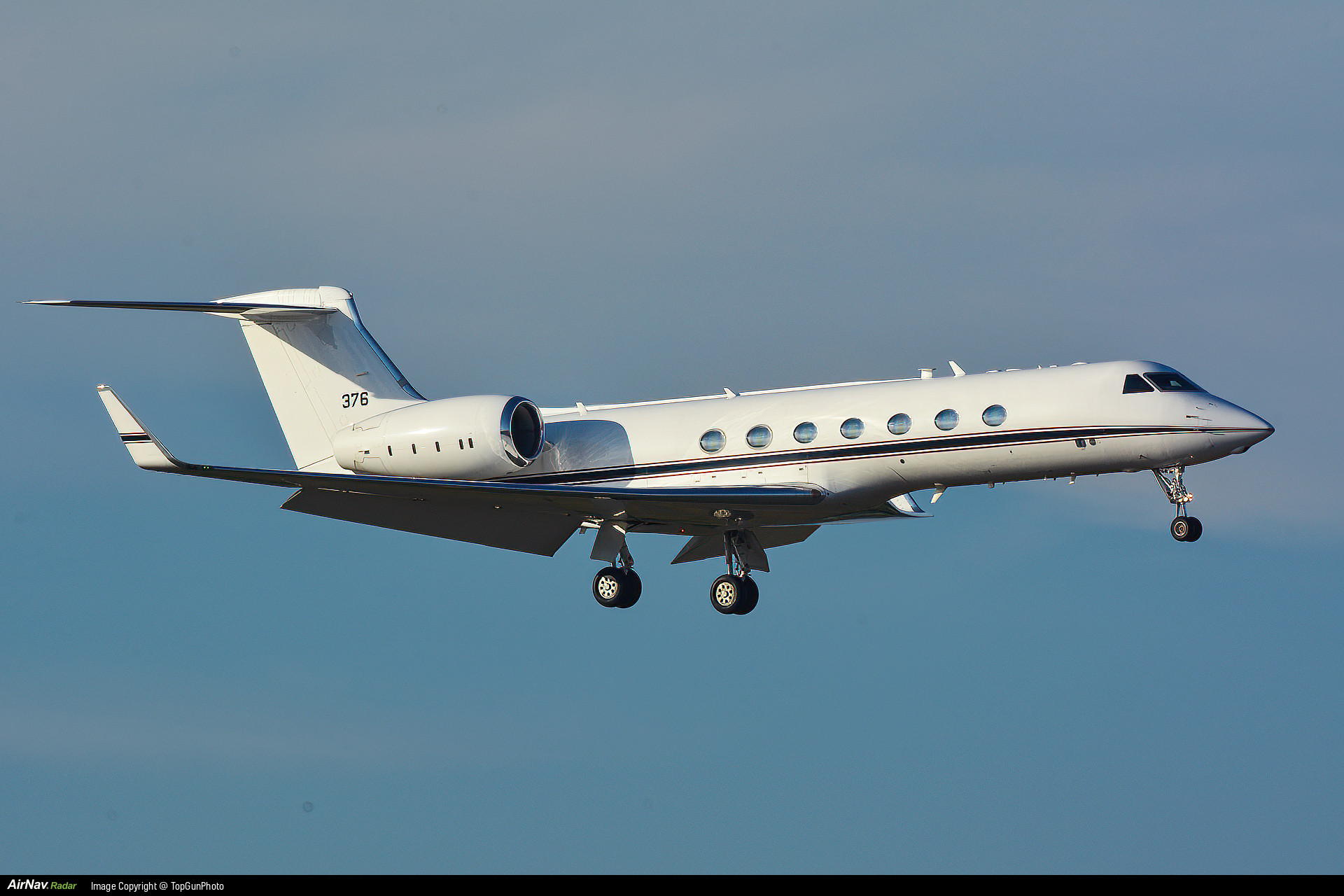 T・T・T Photo Gallery - Aircraft 166376 Photo - AirNav Radar - Global