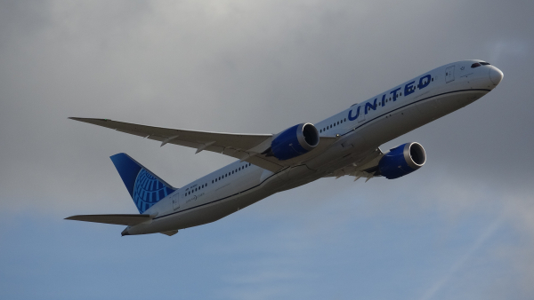 jsr_mam様確認用 Flight UA882 / UAL882 - United Airlines - AirNav Radar Flight Tracker
