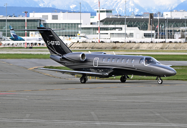 Photo Gallery - Aircraft C-GFSD Photo - AirNav Radar - Global Flight ...