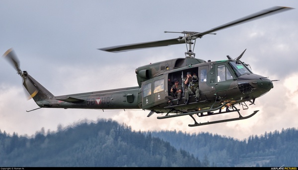 B212 Bell 212 - AirNav Radar Flight Tracker